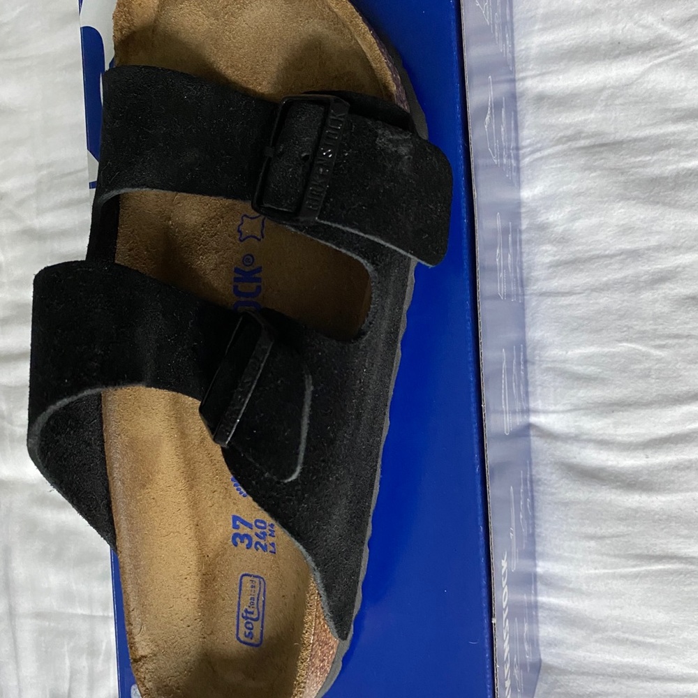 Wrong Size - image 2